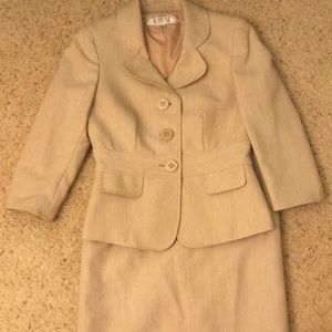 Tahari Beige Skirt Suit Set